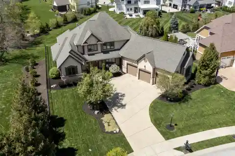 Luxury with Comfort and Functionality