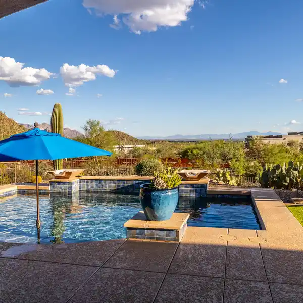 EXTRAORDINARY CUSTOM CANYON PASS HOME