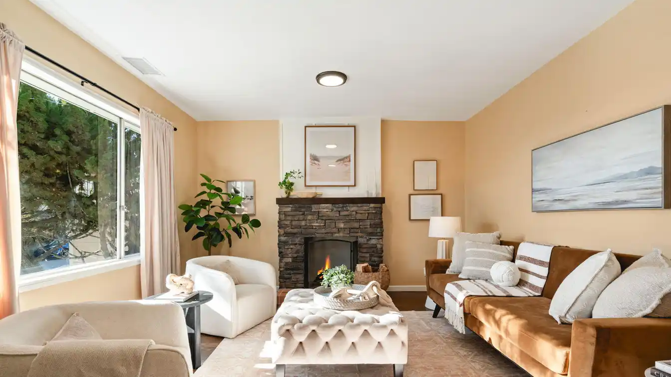 Rare Residence in Bungalow Haven