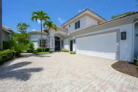Beautifully Redone Home on Golf Course and Lake