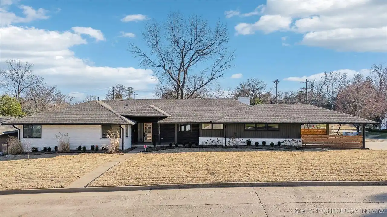 Beautifully Updated Home in the Heart of Midtown