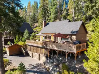 Charming Tahoe Cabin with Lake Access