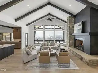 The Pinnacle of Luxury Living at the Top of Webb Peak