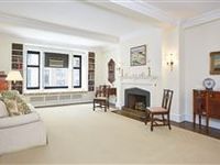 CLASSIC TWO BEDROOM IN THE HEART OF THE UPPER EAST SIDE