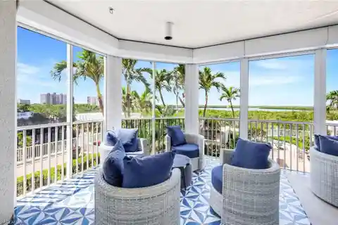 Resort-style Living in the Prestigious Grande Excelsior