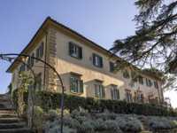 15TH CENTURY VILLA NEAR THE CENTER OF FLORENCE