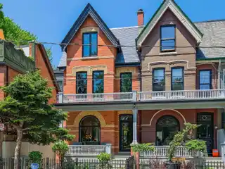 Expertly Restored End-Row Victorian