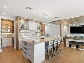 Totally Renovated Villa in the Exclusive Barefoot Beach Community