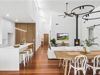 INCREDIBLE HOME NEAR SHOALHAVEN HEADS GOLF COURSE