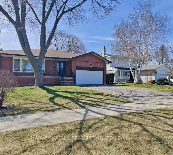 APPLEWOOD ACRES BUNGALOW