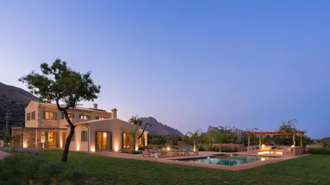Excellent Newly Built Finca