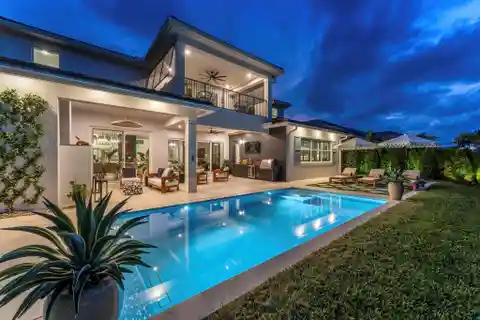 Lovely Home in Exclusive Langford Landing