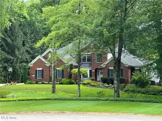 Gorgeous Home in a Peaceful Setting