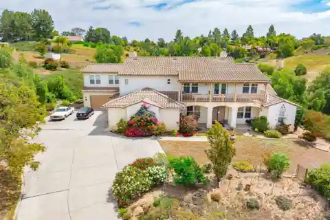 Home with Attached Guest House in Brook Hills Estates