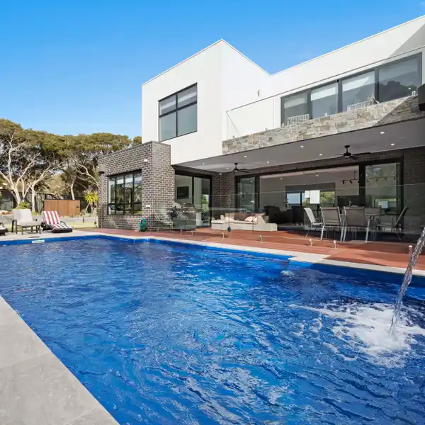 THE ULTIMATE COASTAL RETREAT