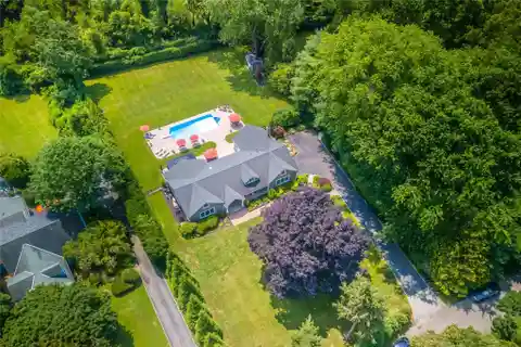 Exquisite, Better-Than-New Estate Ranch