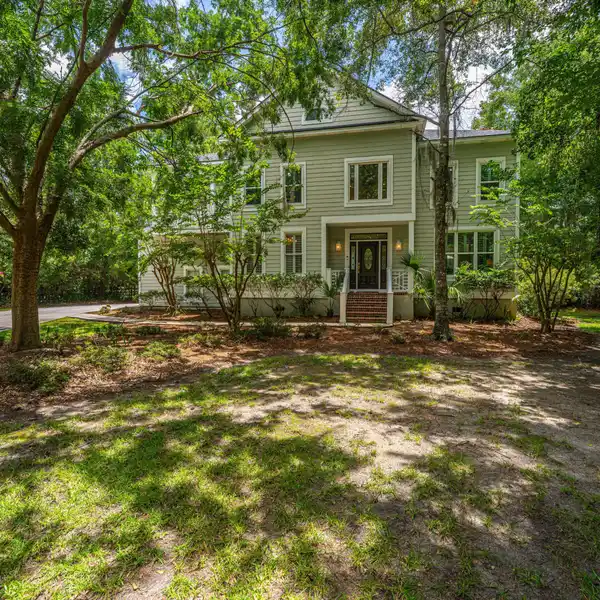 MARSHFRONT LUXURY WITH PRIVATE DOCK ACCESS