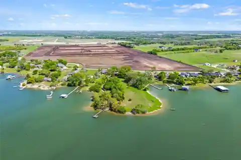 Spectacular Lake Waxahachie Property with Panoramic Views