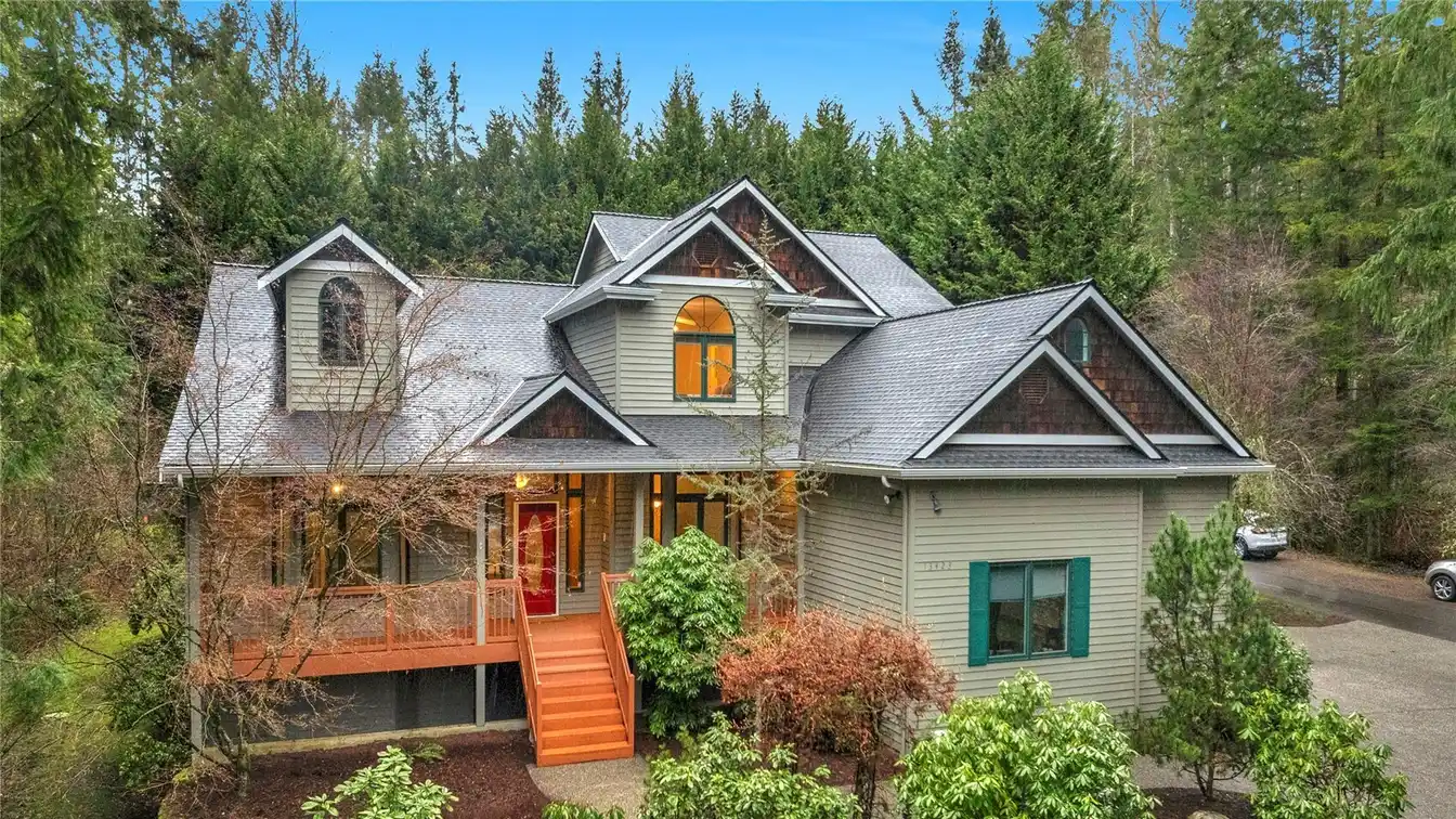Casual Grandeur in a Wooded Setting