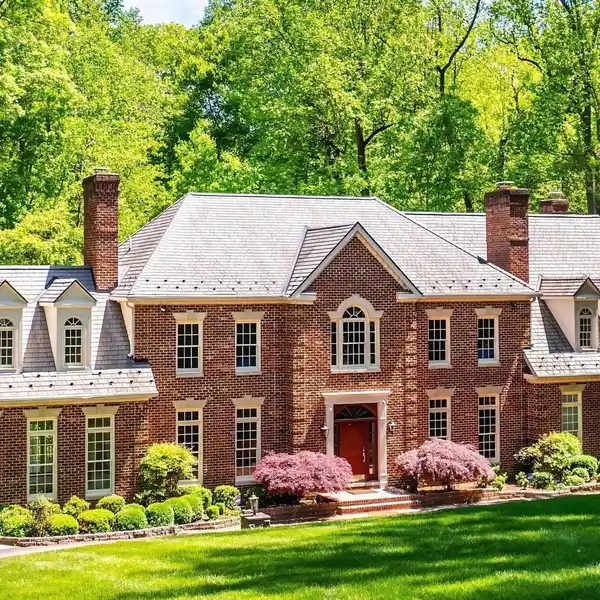 EXCEPTIONAL RESIDENCE IN FALCON RIDGE ON THE POTOMAC