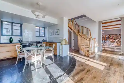 Exceptional Residence Steeped in 18th Century History