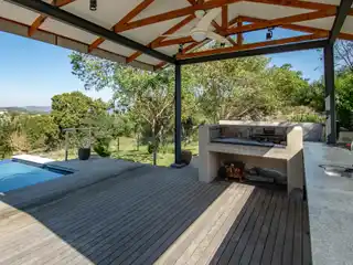 Eco Estate Luxury and Putting Green