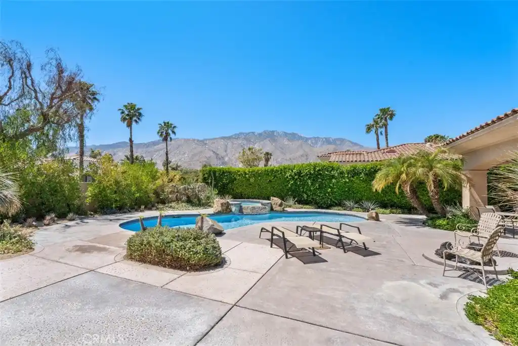 Single-story Pool Home with Panoramic Mountain Views
