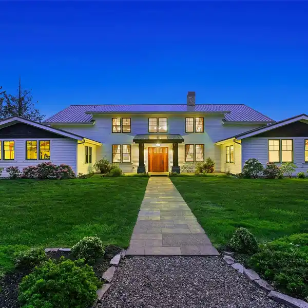 RARE PORT BLAKELY ESTATE