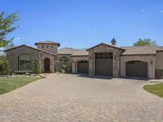 Exquisite Residence in Prestigious Saddlehorn