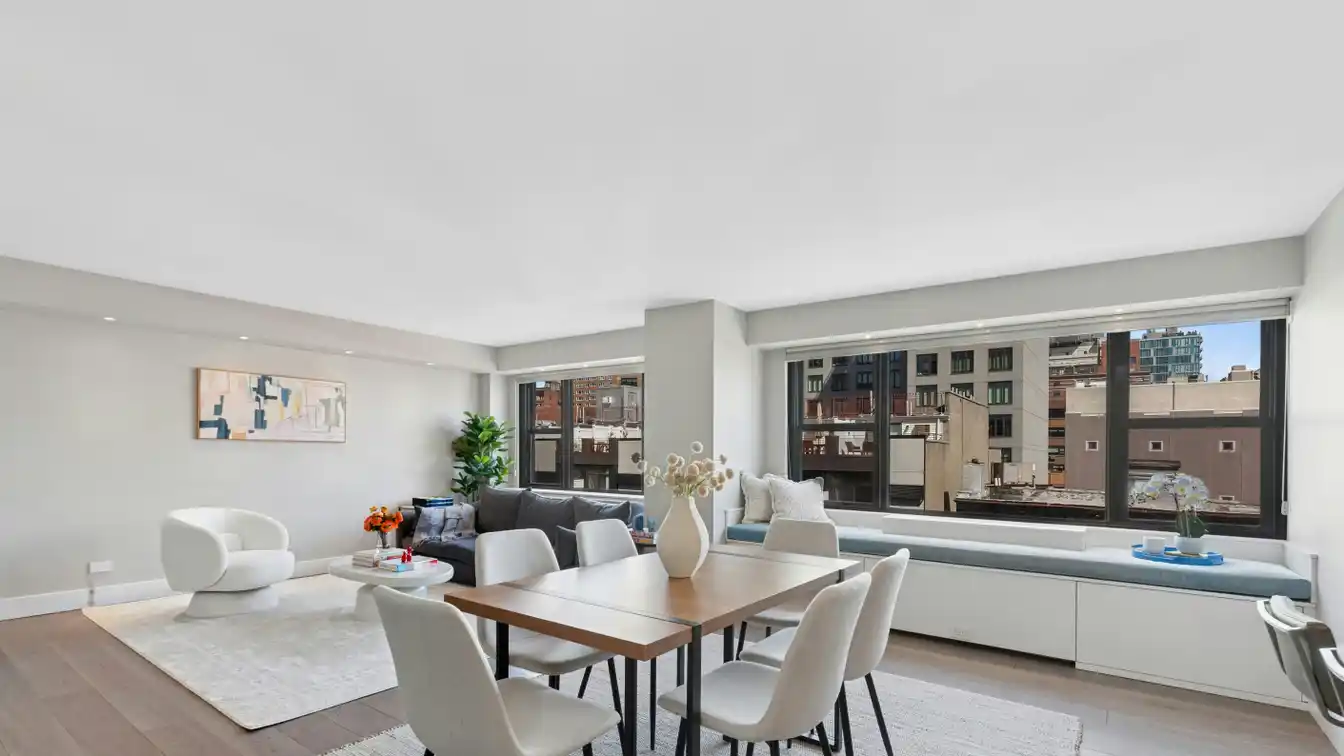 Beautifully Renovated Residence in the St. Mark