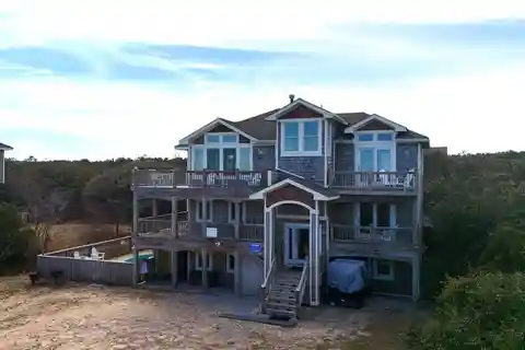 Luxury Beach Living