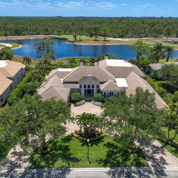 BEAUTIFUL AND GATED MAGNIFICENT ESTATE HOME