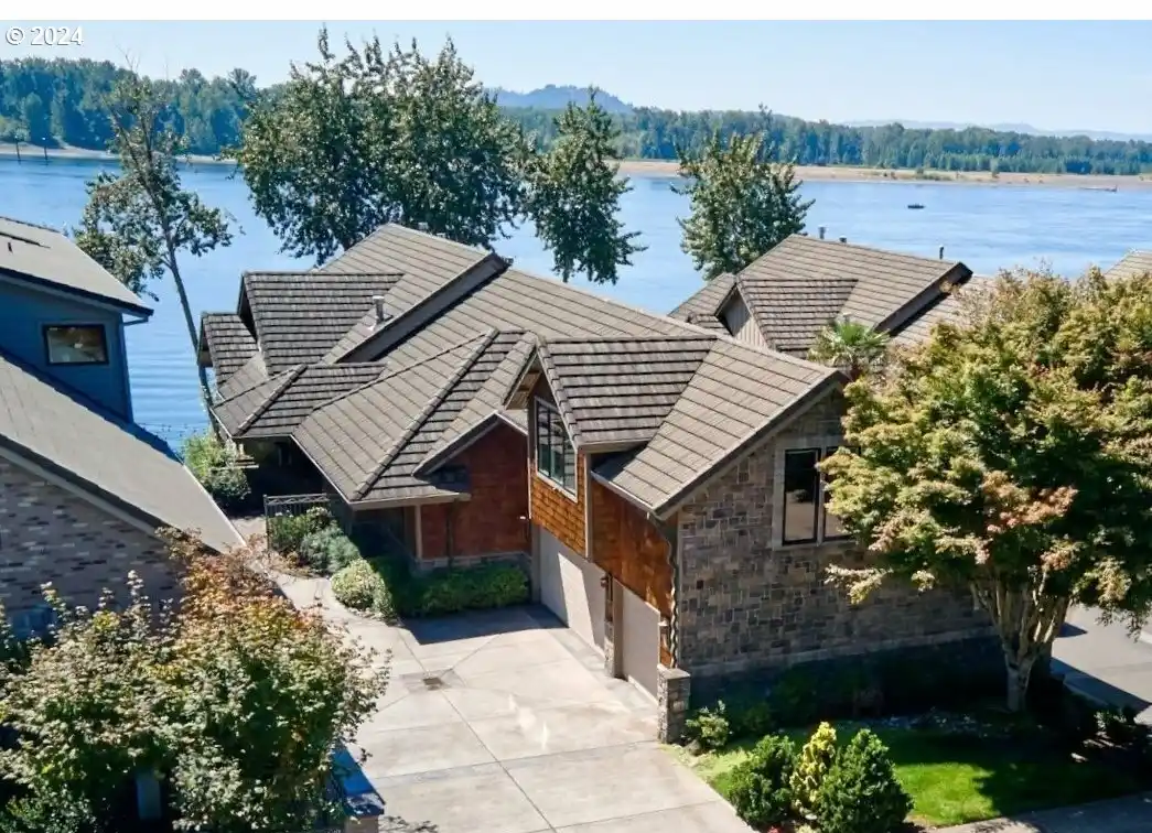 Great Riverfront Property