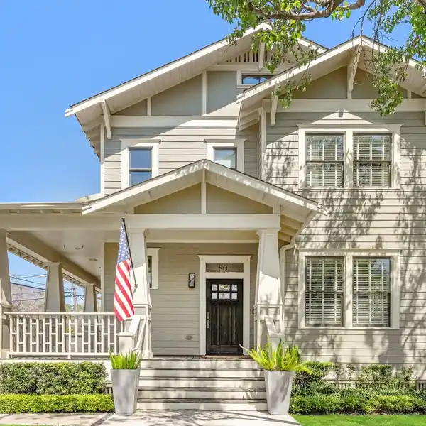 CHARMING CRAFTSMAN IN HOUSTON HEIGHTS