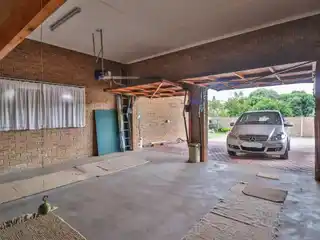 Idyllic Estuary Escape Near the Ocean