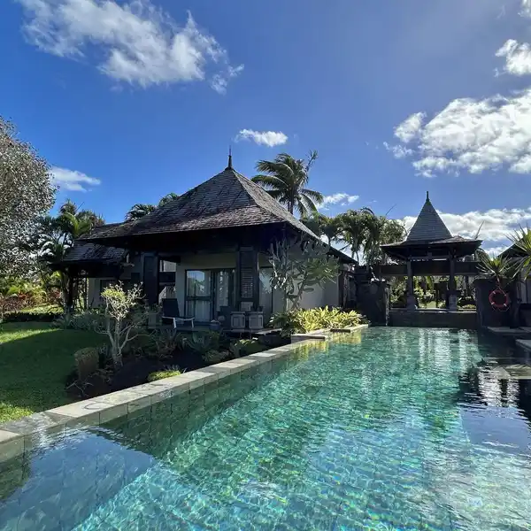 EXQUISITE SEASIDE VILLA OFFERING PRIVACY AND SERENITY