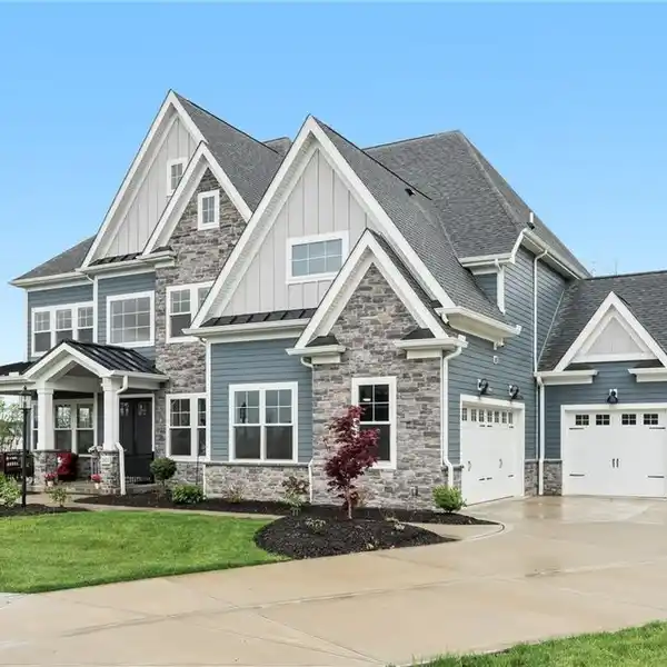 OPEN-PLAN CUSTOM BEAUTY
