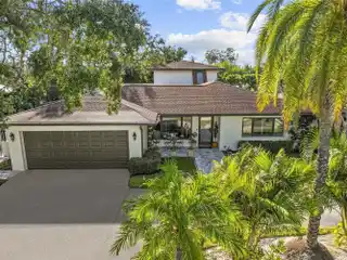 Exquisite Harbor Bluffs Home