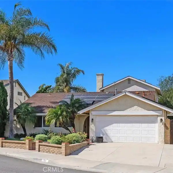 COASTAL CHARM WITH MULTI-GEN FUNCTION