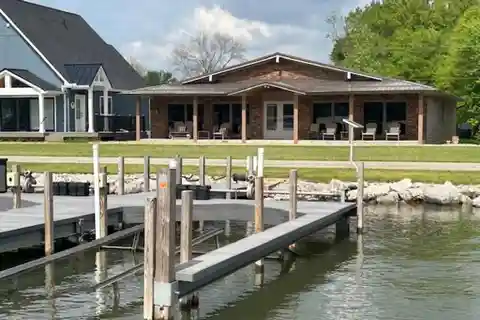 Immaculate Home on Buckeye Lake