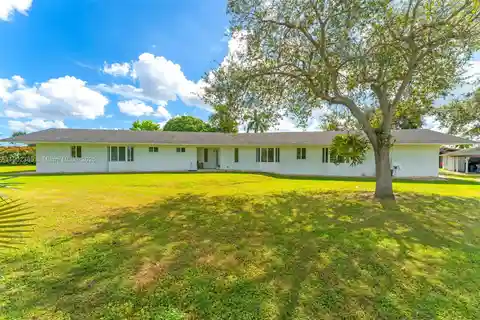 Island-Inspired Estate
