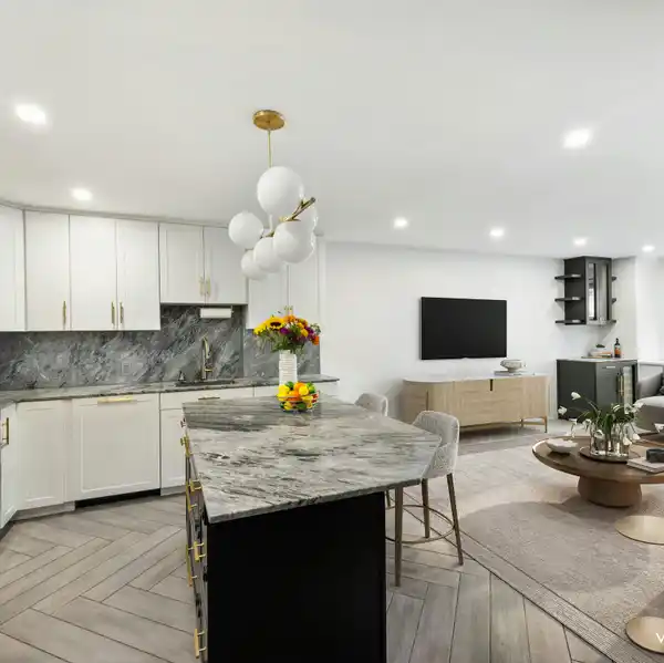 SOPHISTICATED STYLE MEETS SMART VALUE