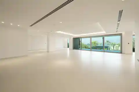 Spacious Open Plan Apartment in W Residences