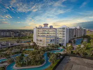 Beachfront Penthouse with Direct Gulf Views