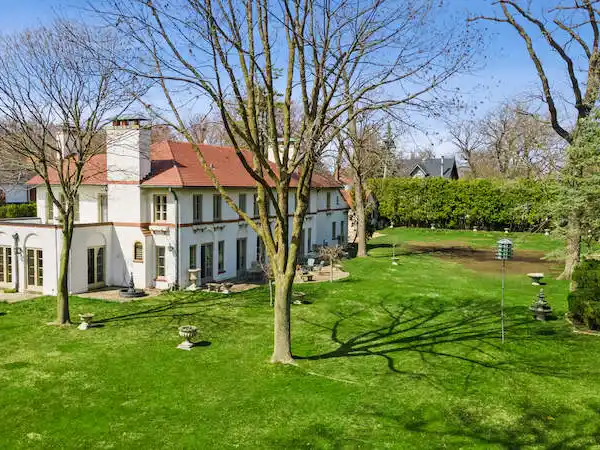 SPECIAL ONE-OF-A-KIND HOME