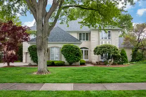 Wonderful Custom Home at the End of a Cul-de-sac