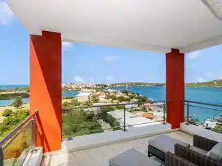 Spacious Two Bedroom Apartment at Aquamarina