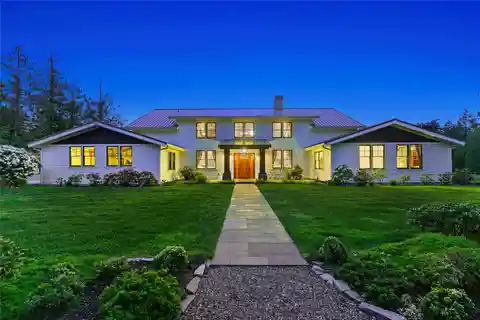 Rare Port Blakely Estate