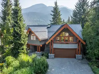 Post-And-Beam Chalet Offering Breathtaking Views of Blackcomb Mountain