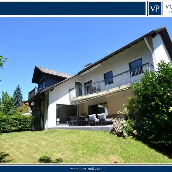 SPACIOUS DETACHED HOUSE ON SUNNY PLOT IN PRIME LOCATION